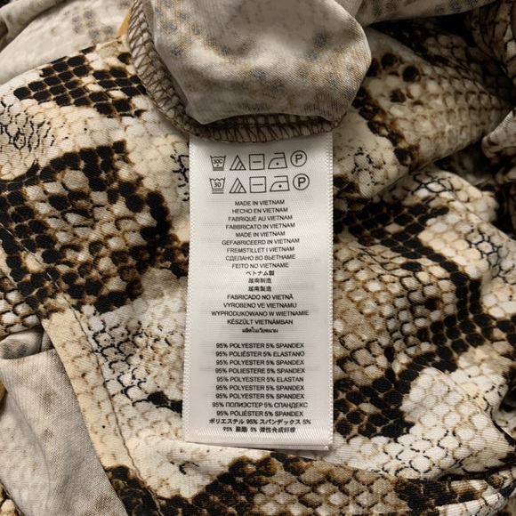 Jumpsuit - Picture 4 of 7